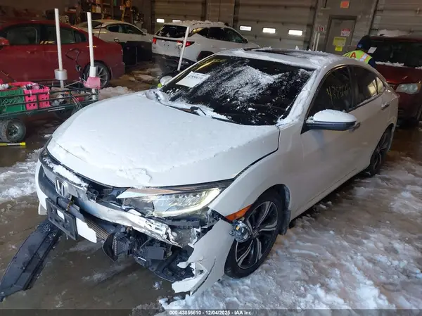 19XFC1F93JE002590 2018 HONDA CIVIC - Image 2