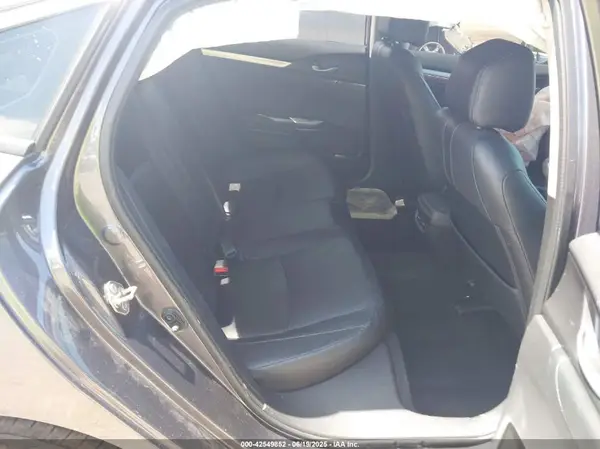 19XFC1F95GE030111 2016 HONDA CIVIC - Image 8