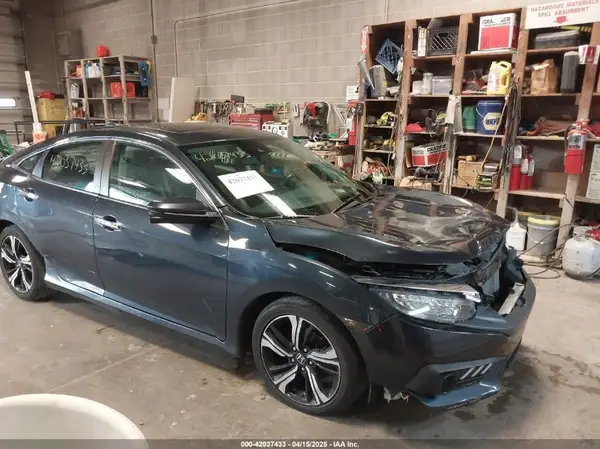19XFC1F95HE032863 2017 HONDA CIVIC - Image 1
