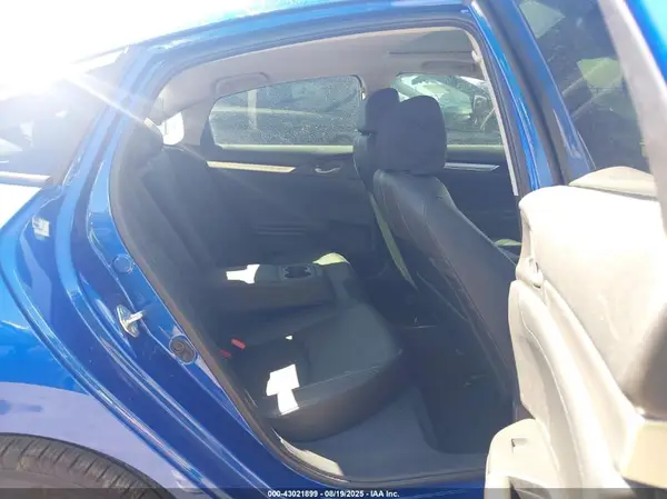 19XFC1F95JE000369 2018 HONDA CIVIC - Image 8