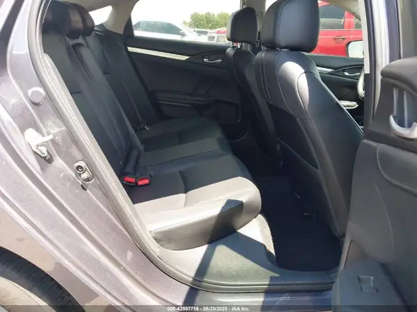 19XFC1F96GE009526 2016 HONDA CIVIC - Image 8