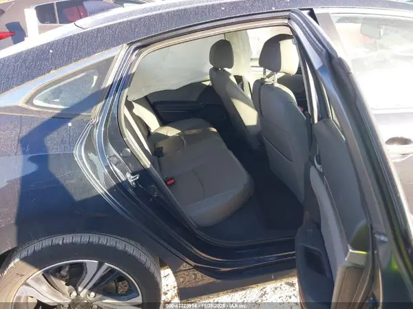 19XFC1F96GE042901 2016 HONDA CIVIC - Image 8
