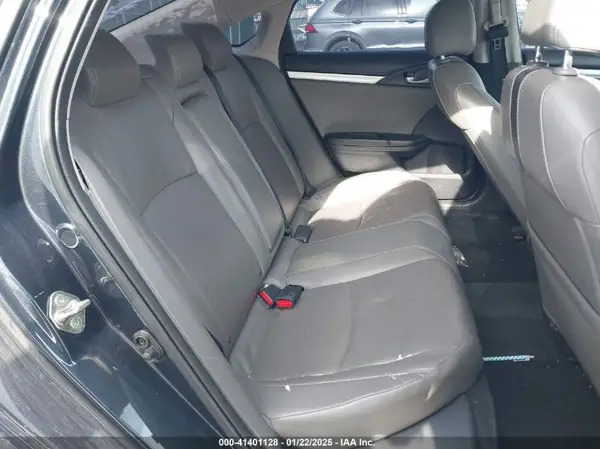 19XFC1F96GE201688 2016 HONDA CIVIC - Image 8