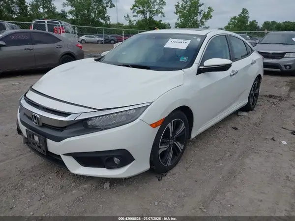 19XFC1F96HE004960 2017 HONDA CIVIC - Image 2
