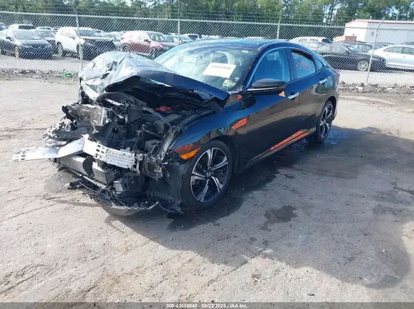 19XFC1F96HE010323 2017 HONDA CIVIC - Image 2