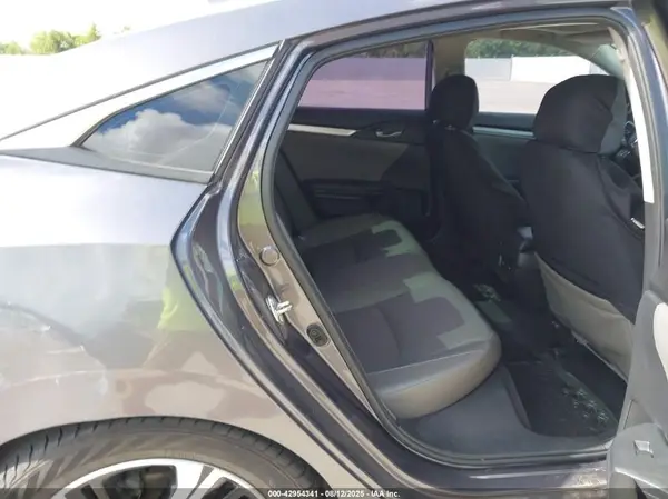 19XFC1F97GE211744 2016 HONDA CIVIC - Image 8