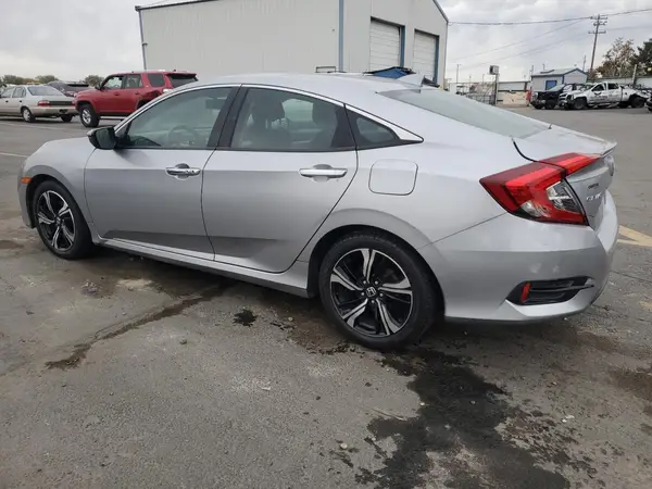 19XFC1F97HE002960 2017 HONDA CIVIC - Image 2