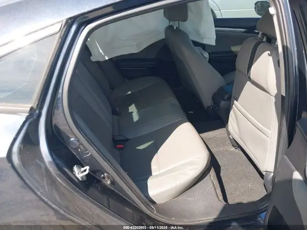 19XFC1F97HE009455 2017 HONDA CIVIC - Image 8