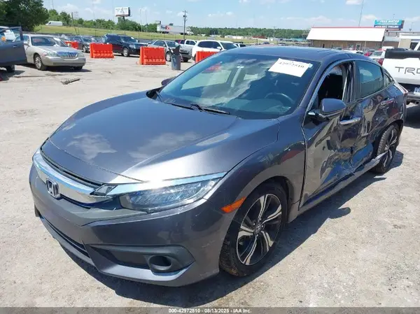 19XFC1F97HE031164 2017 HONDA CIVIC - Image 2