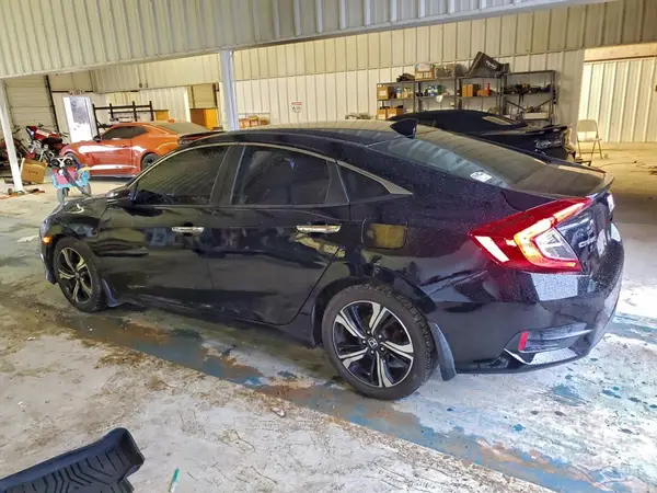 19XFC1F98HE010131 2017 HONDA CIVIC - Image 2