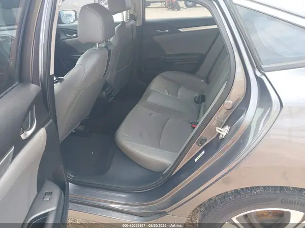 19XFC1F98HE013157 2017 HONDA CIVIC - Image 8