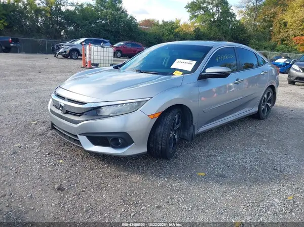 19XFC1F98HE018536 2017 HONDA CIVIC - Image 2