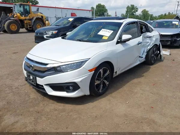 19XFC1F98HE025938 2017 HONDA CIVIC - Image 2