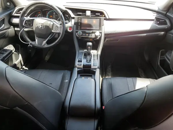 19XFC1F98HE031500 2017 HONDA CIVIC - Image 8