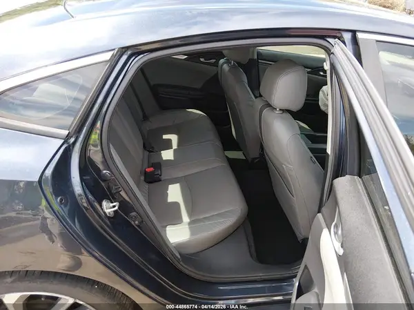 19XFC1F98KE208425 2019 HONDA CIVIC - Image 8