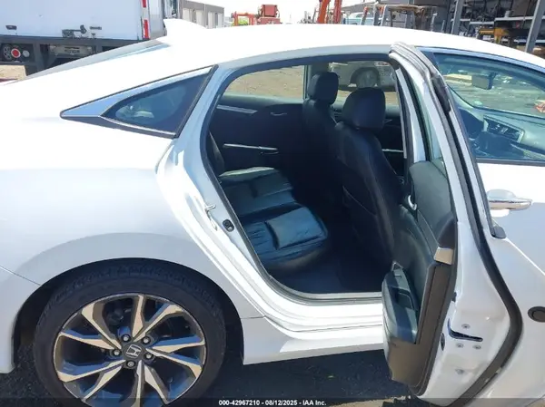 19XFC1F98LE000319 2020 HONDA CIVIC - Image 8