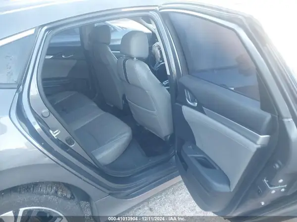 19XFC1F99GE043895 2016 HONDA CIVIC - Image 8