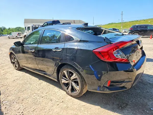 19XFC1F99HE001714 2017 HONDA CIVIC - Image 2