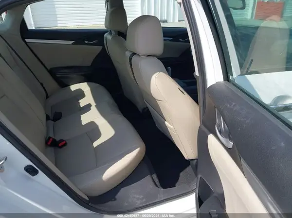 19XFC1F99HE011806 2017 HONDA CIVIC - Image 8