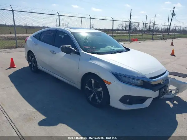 19XFC1F99HE030484 2017 HONDA CIVIC - Image 1