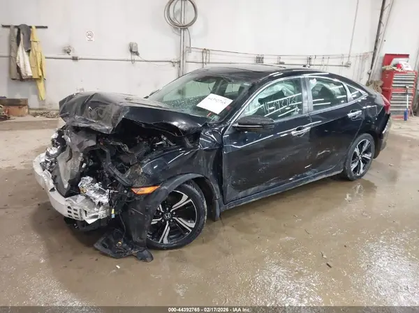19XFC1F99JE200672 2018 HONDA CIVIC - Image 2