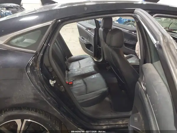 19XFC1F99JE200672 2018 HONDA CIVIC - Image 8
