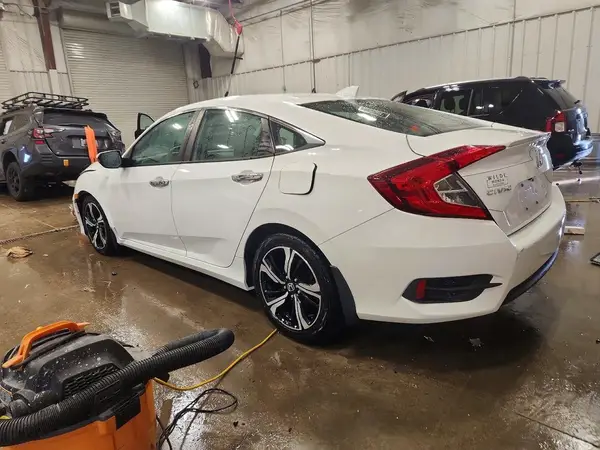 19XFC1F9XGE021727 2016 HONDA CIVIC - Image 2
