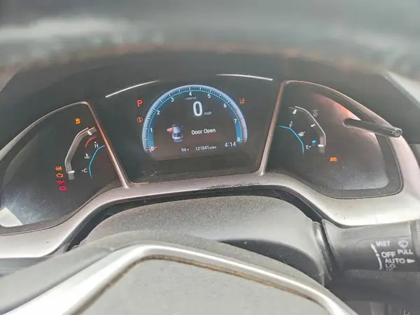 19XFC1F9XGE203265 2016 HONDA CIVIC - Image 8