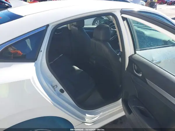 19XFC1F9XHE213067 2017 HONDA CIVIC - Image 8