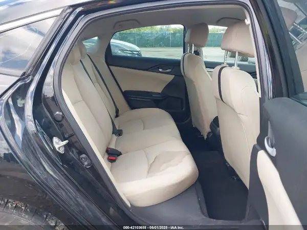 19XFC2E50HE080050 2017 HONDA CIVIC - Image 8