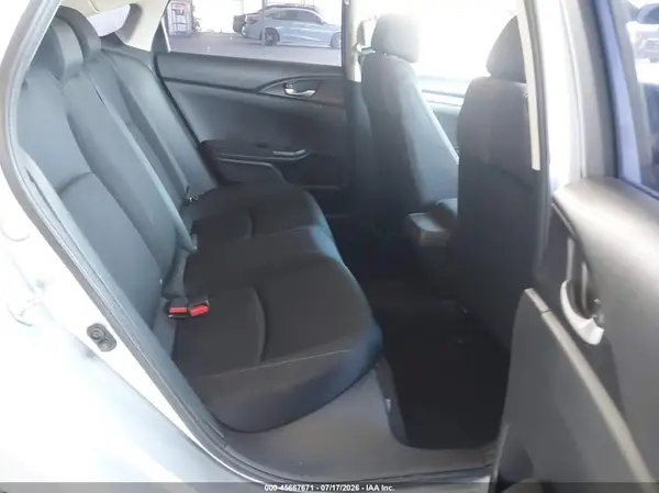 19XFC2E50HE082073 2017 HONDA CIVIC - Image 7
