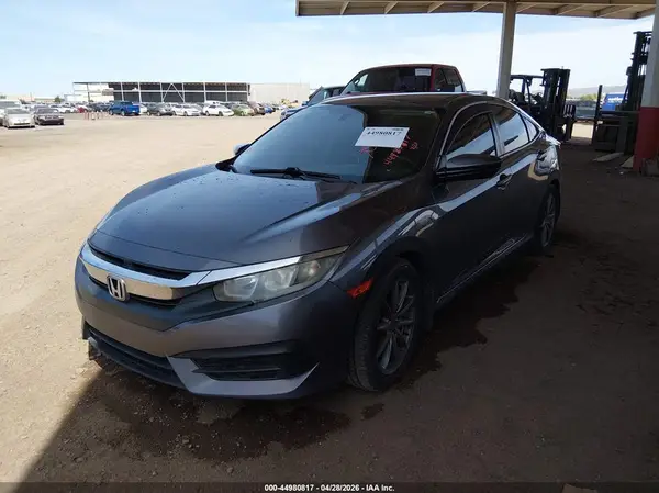 19XFC2E51GE059304 2016 HONDA CIVIC - Image 2