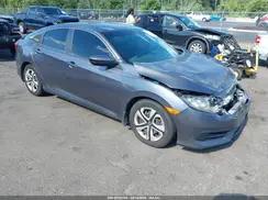 19XFC2E52JE027341 2018 HONDA CIVIC