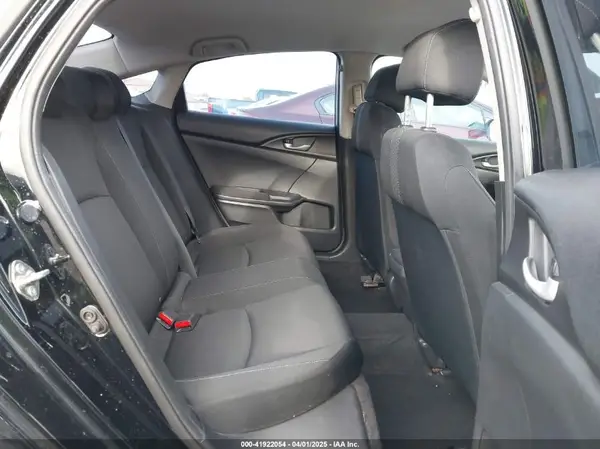 19XFC2E53GE030757 2016 HONDA CIVIC - Image 8