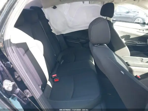19XFC2E53JE017305 2018 HONDA CIVIC - Image 8