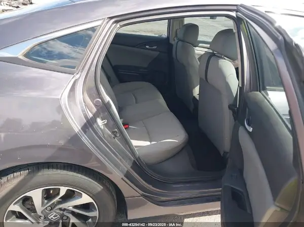 19XFC2E54GE048085 2016 HONDA CIVIC - Image 8