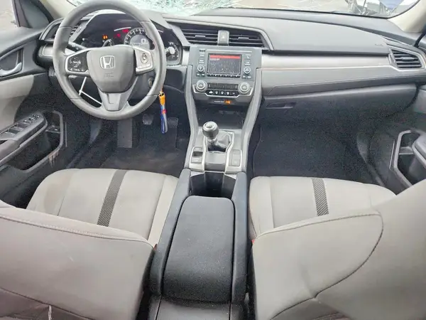 19XFC2E54HE000975 2017 HONDA CIVIC - Image 8