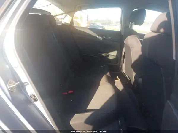 19XFC2E55GE053456 2016 HONDA CIVIC - Image 8