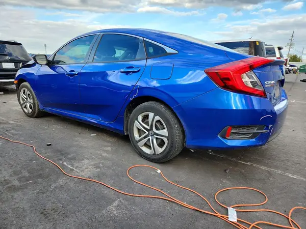 19XFC2E55HE000399 2017 HONDA CIVIC - Image 2