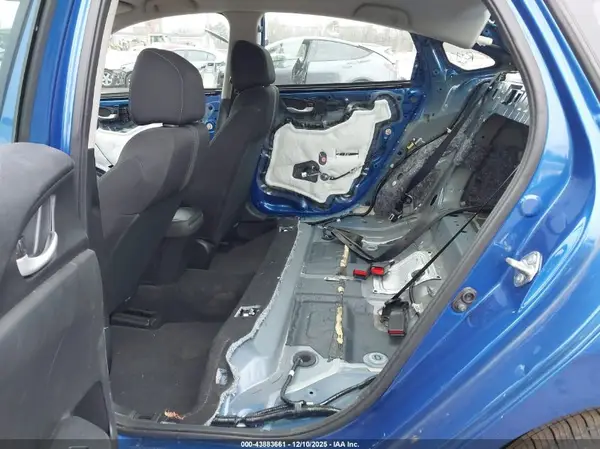 19XFC2E55HE047366 2017 HONDA CIVIC - Image 8