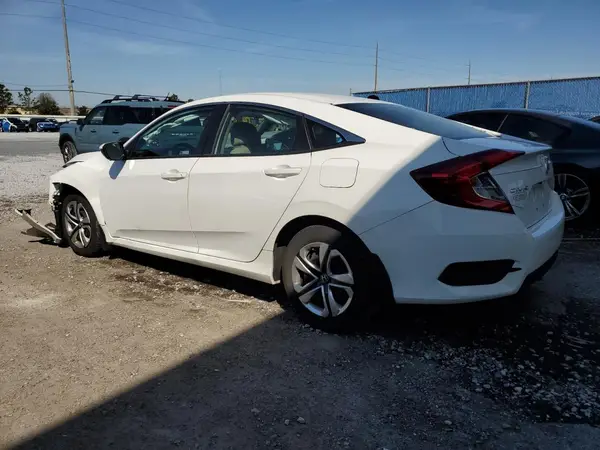 19XFC2E55JE015670 2018 HONDA CIVIC - Image 2