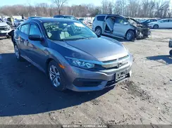 19XFC2E56JE015323 2018 HONDA CIVIC