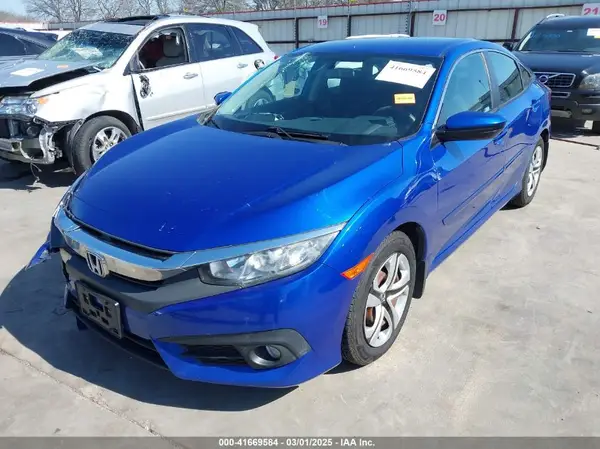 19XFC2E56JE032848 2018 HONDA CIVIC - Image 2