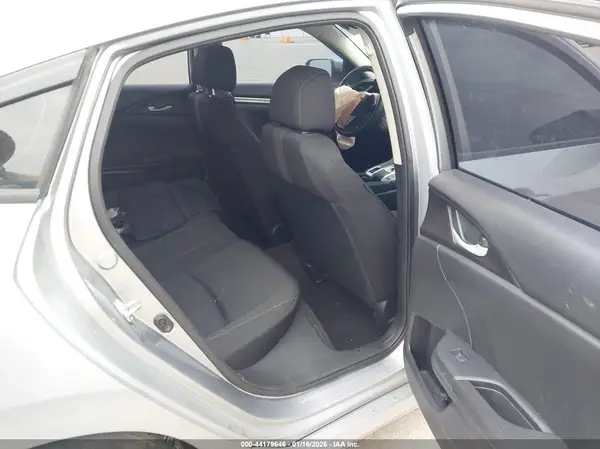 19XFC2E57GE025433 2016 HONDA CIVIC - Image 8