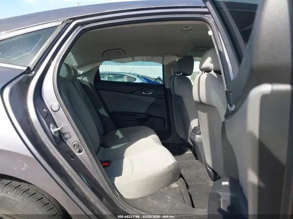 19XFC2E57HE046445 2017 HONDA CIVIC - Image 8