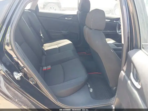19XFC2E57HE064752 2017 HONDA CIVIC - Image 8