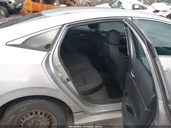 19XFC2E59HE066258 2017 HONDA CIVIC - Image 8