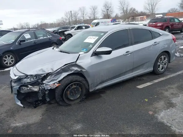 19XFC2E59JE009256 2018 HONDA CIVIC - Image 2
