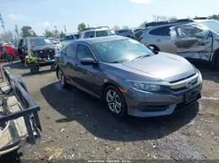 19XFC2E59JE017261 2018 HONDA CIVIC