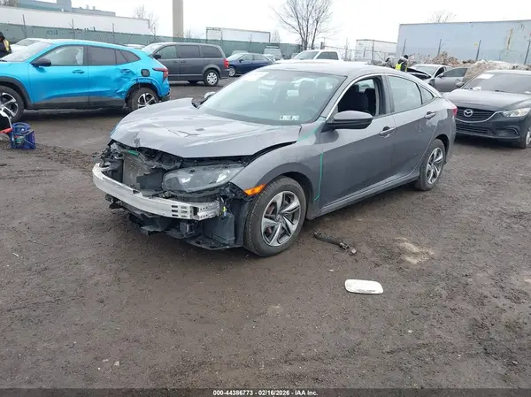 19XFC2E67LE000549 2020 HONDA CIVIC - Image 2